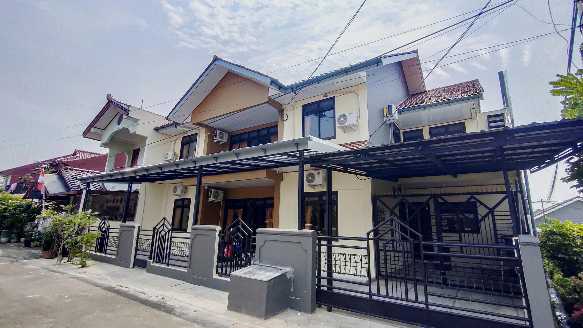 https://images.rukita.co/buildings/building/7703d36d-aed.jpg