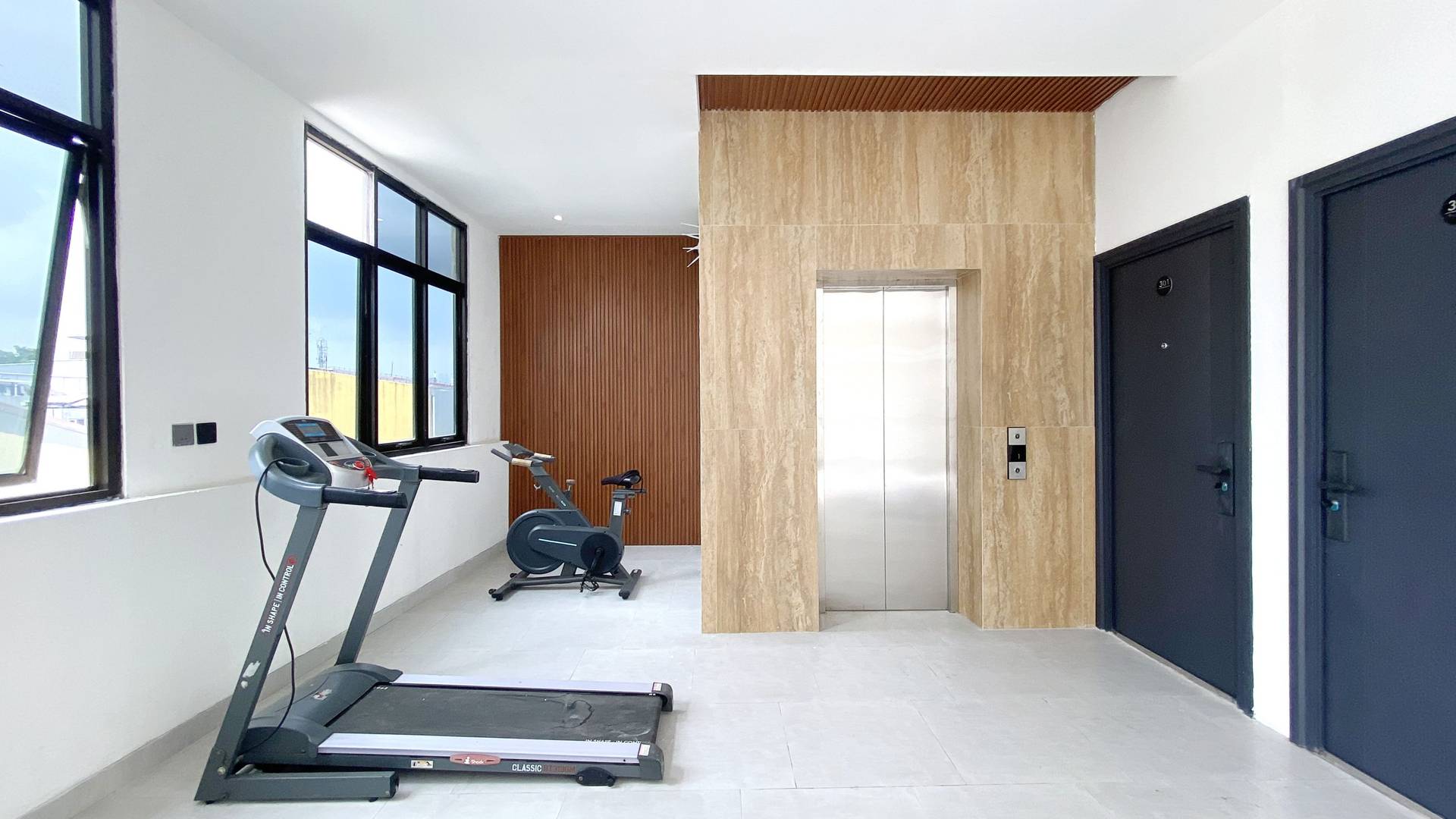 https://images.rukita.co/buildings/building/77fbe90c-5982-41b3-8e09-681d6a90a8f3.jpg