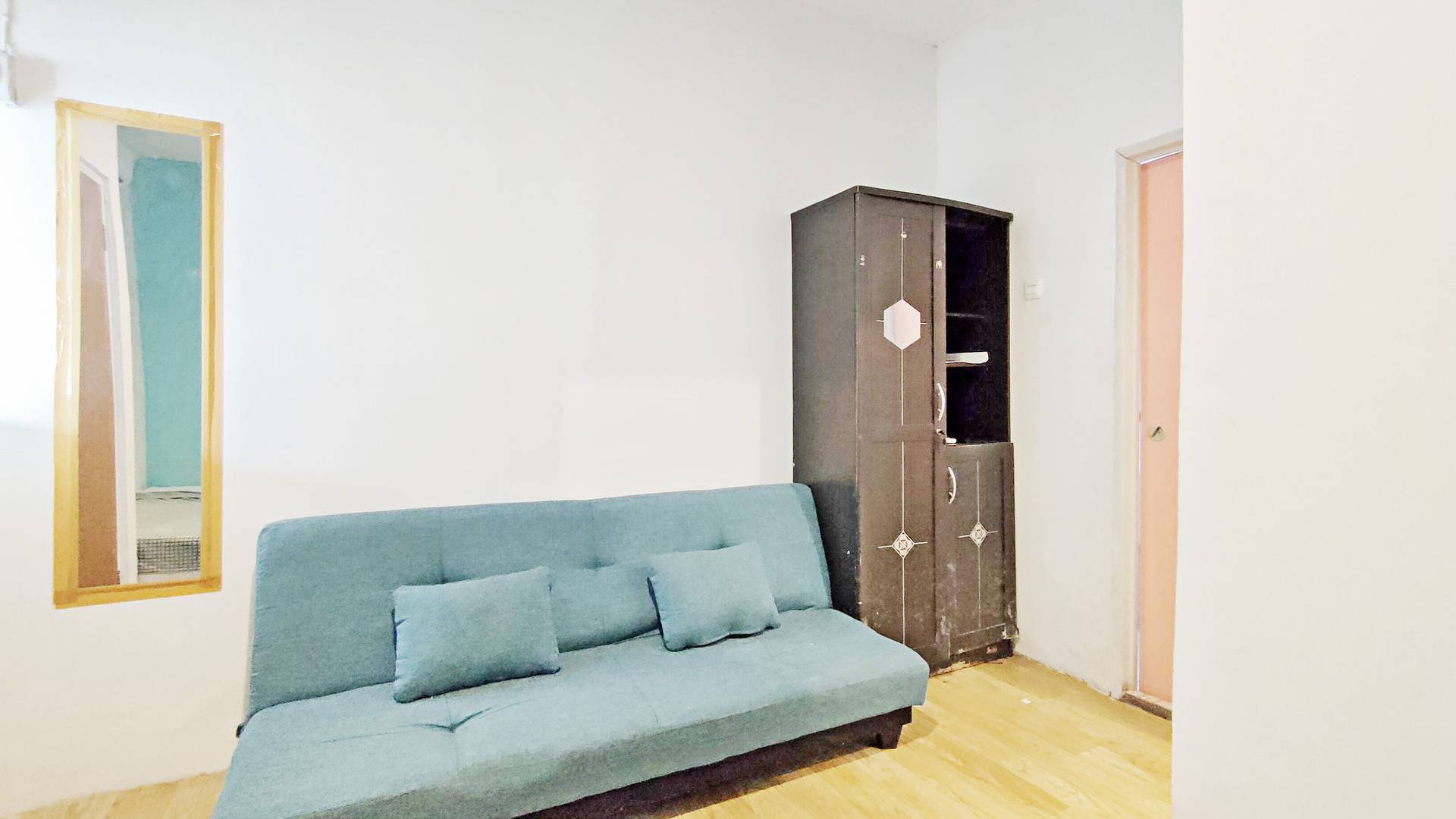 https://images.rukita.co/buildings/building/79ed262c-78a.jpg