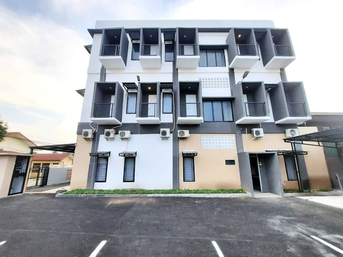 https://images.rukita.co/buildings/building/7a2fb983-7e2c-487d-8b7c-6309d1a2ce04.jpg