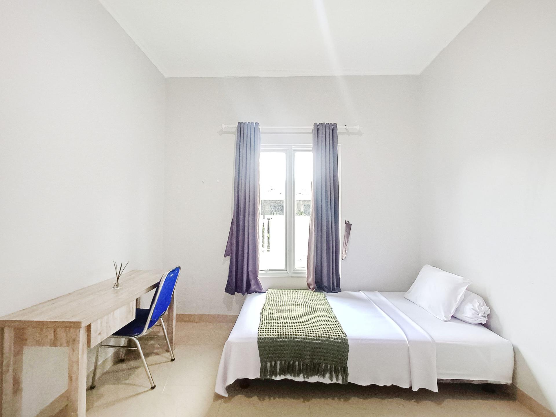 https://images.rukita.co/buildings/building/7bbfd142-4d6.jpg