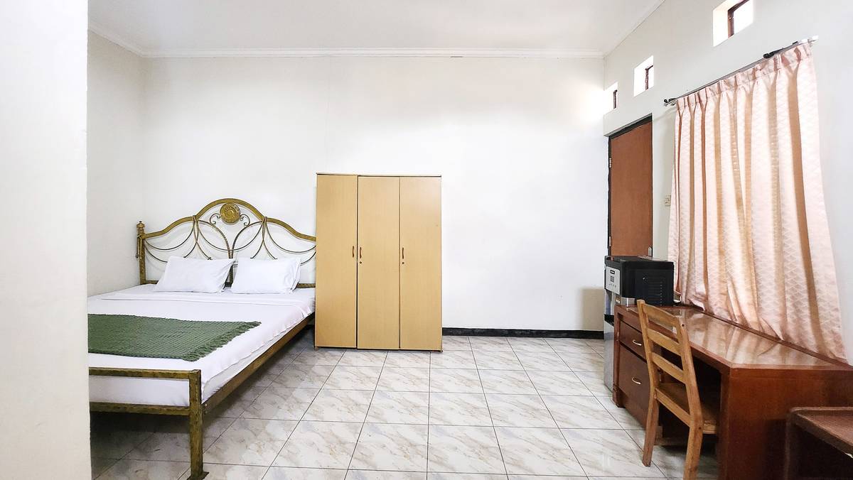 Foto Rukita Unit Petak Satu Kost STAN Bintaro