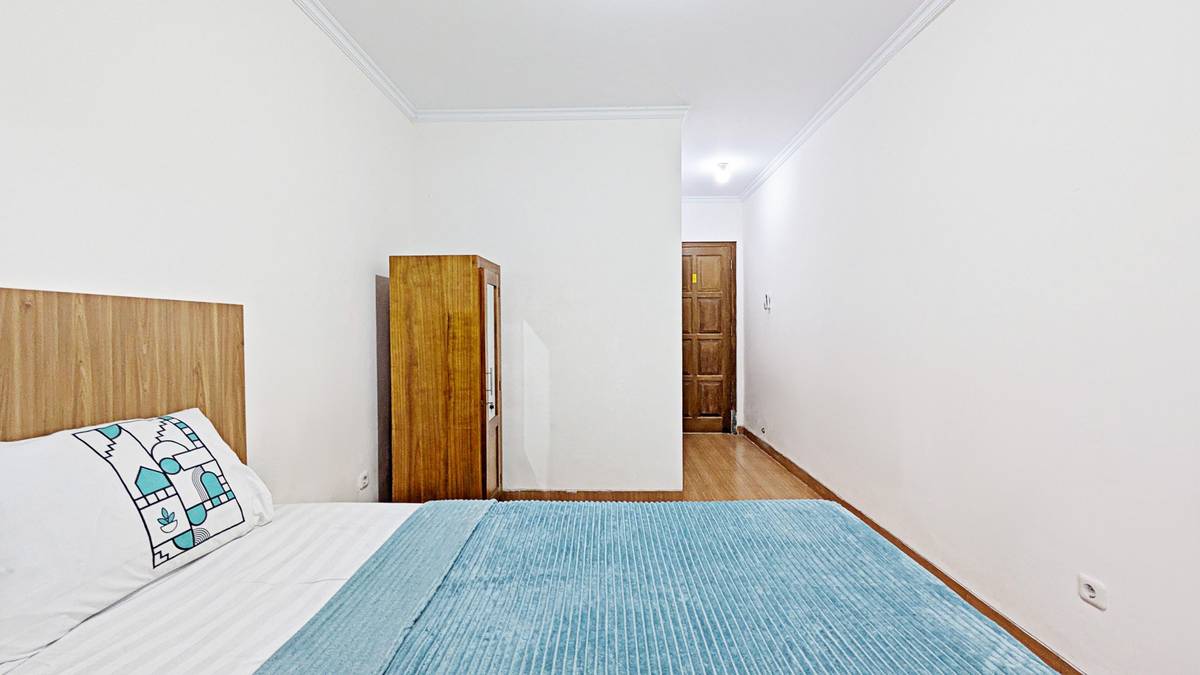https://images.rukita.co/buildings/building/7ea40a2e-8b6.jpg
