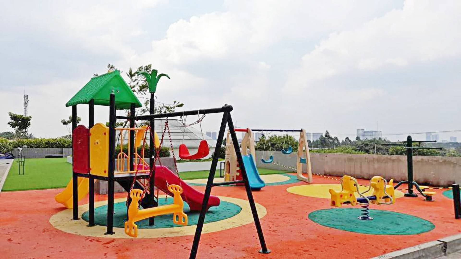 https://images.rukita.co/buildings/building/7eab4340-5550-4914-9952-2c1d0512a65e.jpg