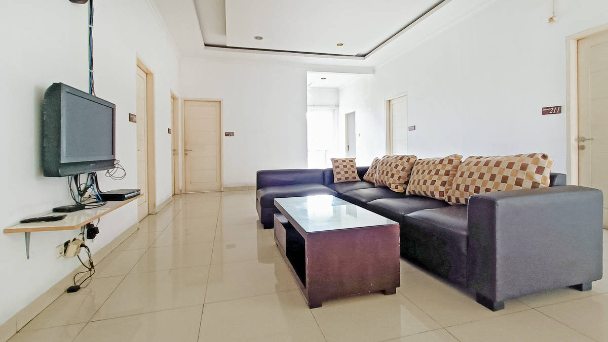 https://images.rukita.co/buildings/building/7ec7a475-711.jpg