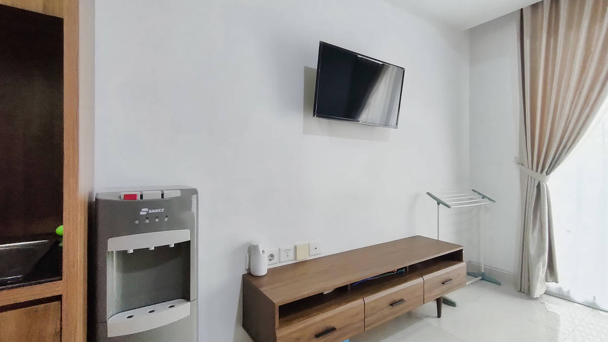 https://images.rukita.co/buildings/building/7f2d906a-422.jpg