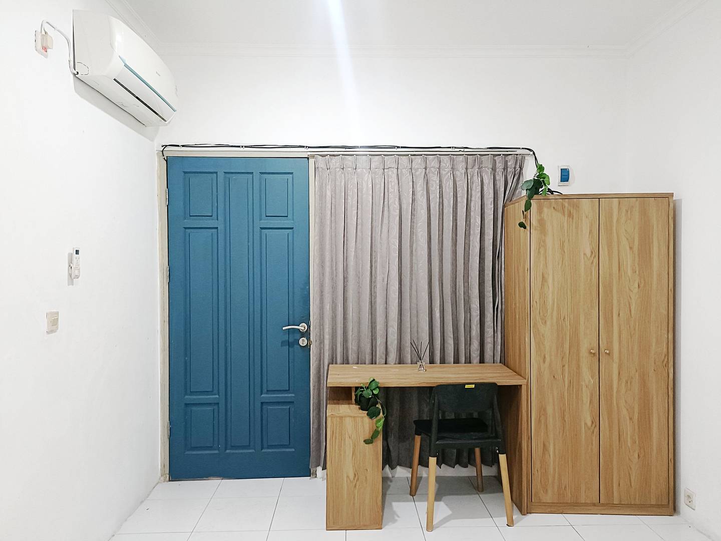 https://images.rukita.co/buildings/building/7ff087cd-f33.jpg