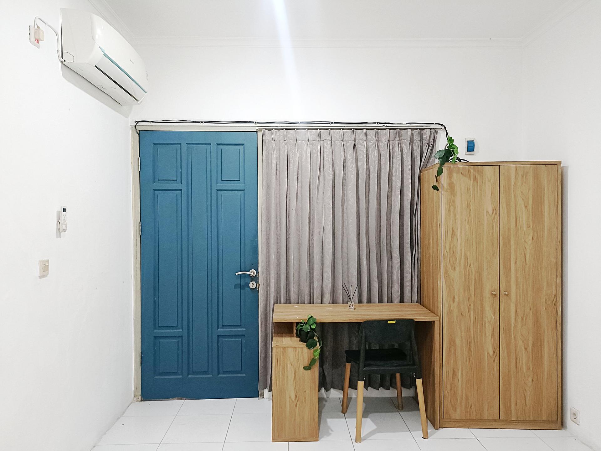 https://images.rukita.co/buildings/building/7ff087cd-f33.jpg
