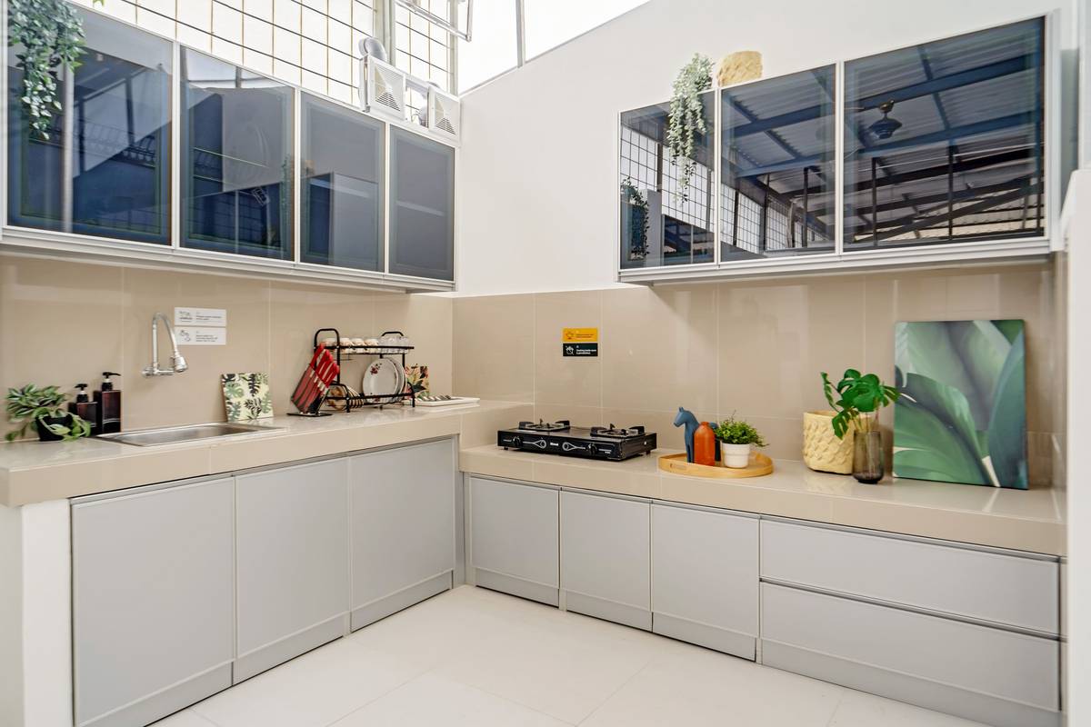 https://images.rukita.co/buildings/building/80d4491c-4be.jpg