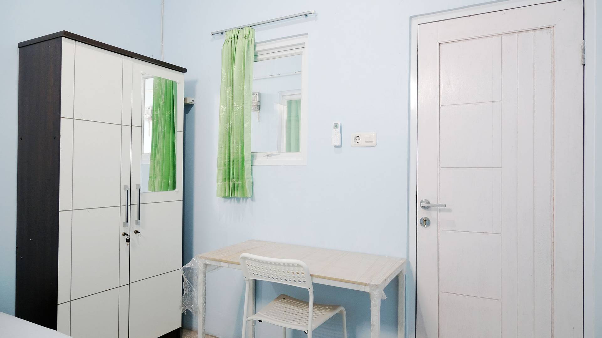 https://images.rukita.co/buildings/building/80e01bcf-65b.jpg