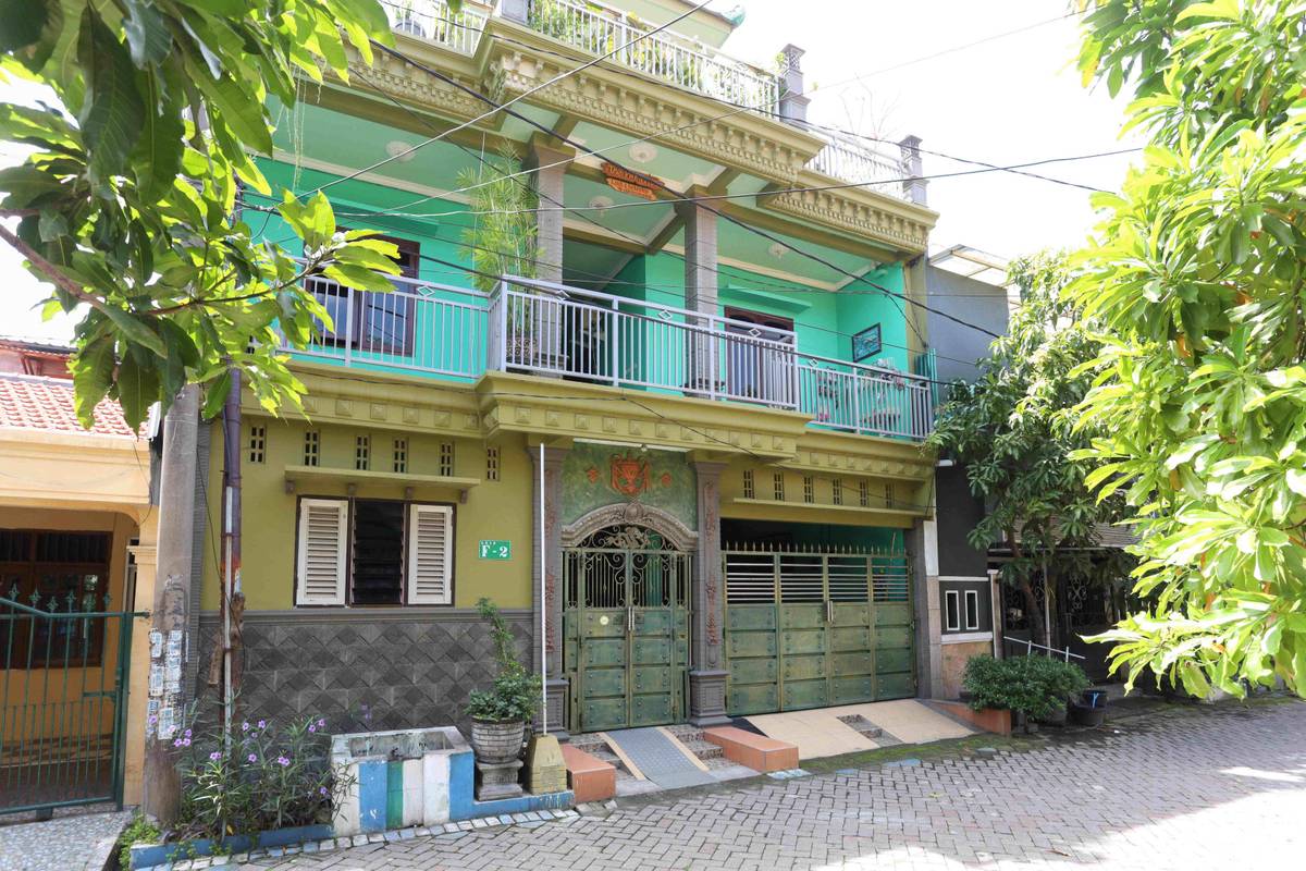 https://images.rukita.co/buildings/building/80f13a56-02c.jpg