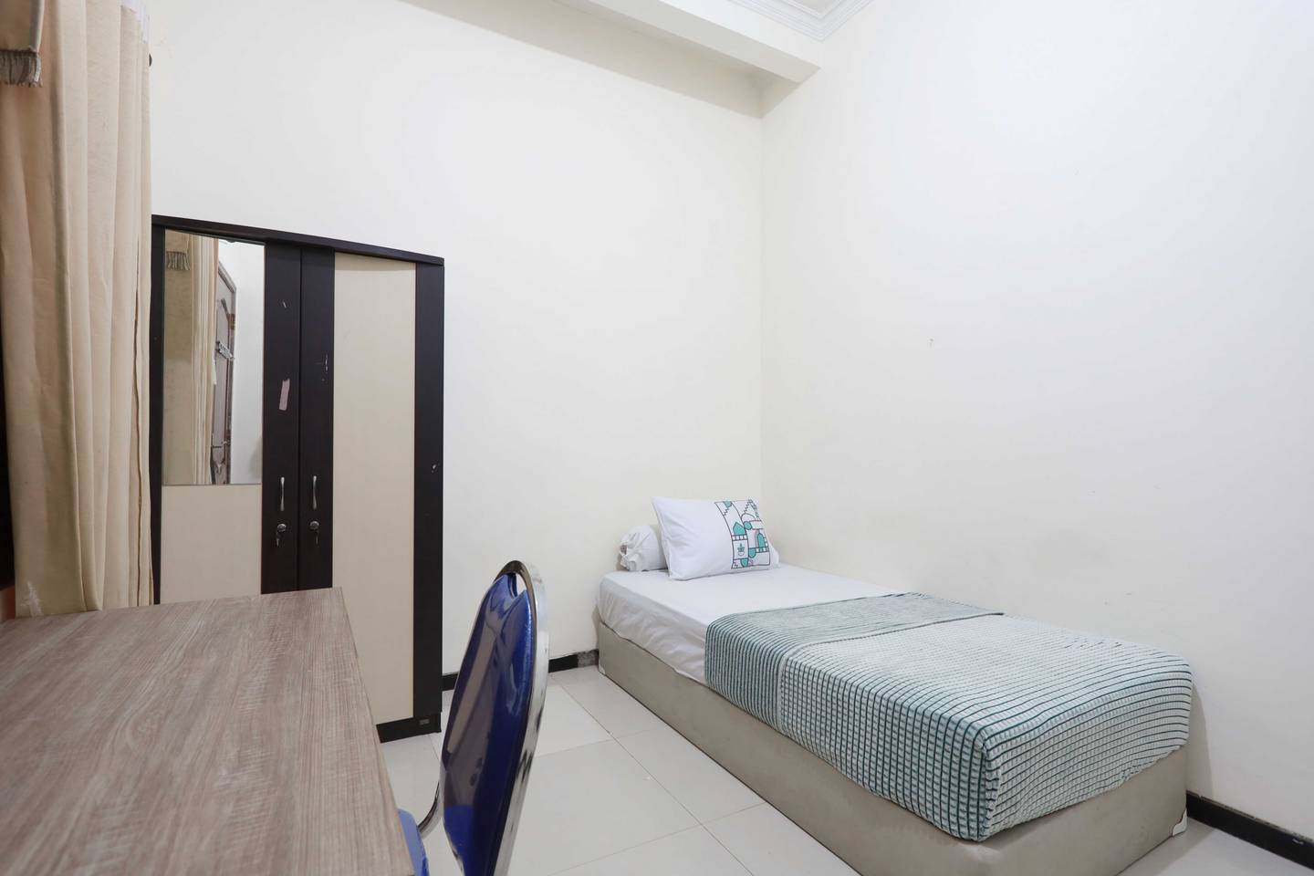 Foto Rukita Unit Putra Home Siwalankerto Surabaya