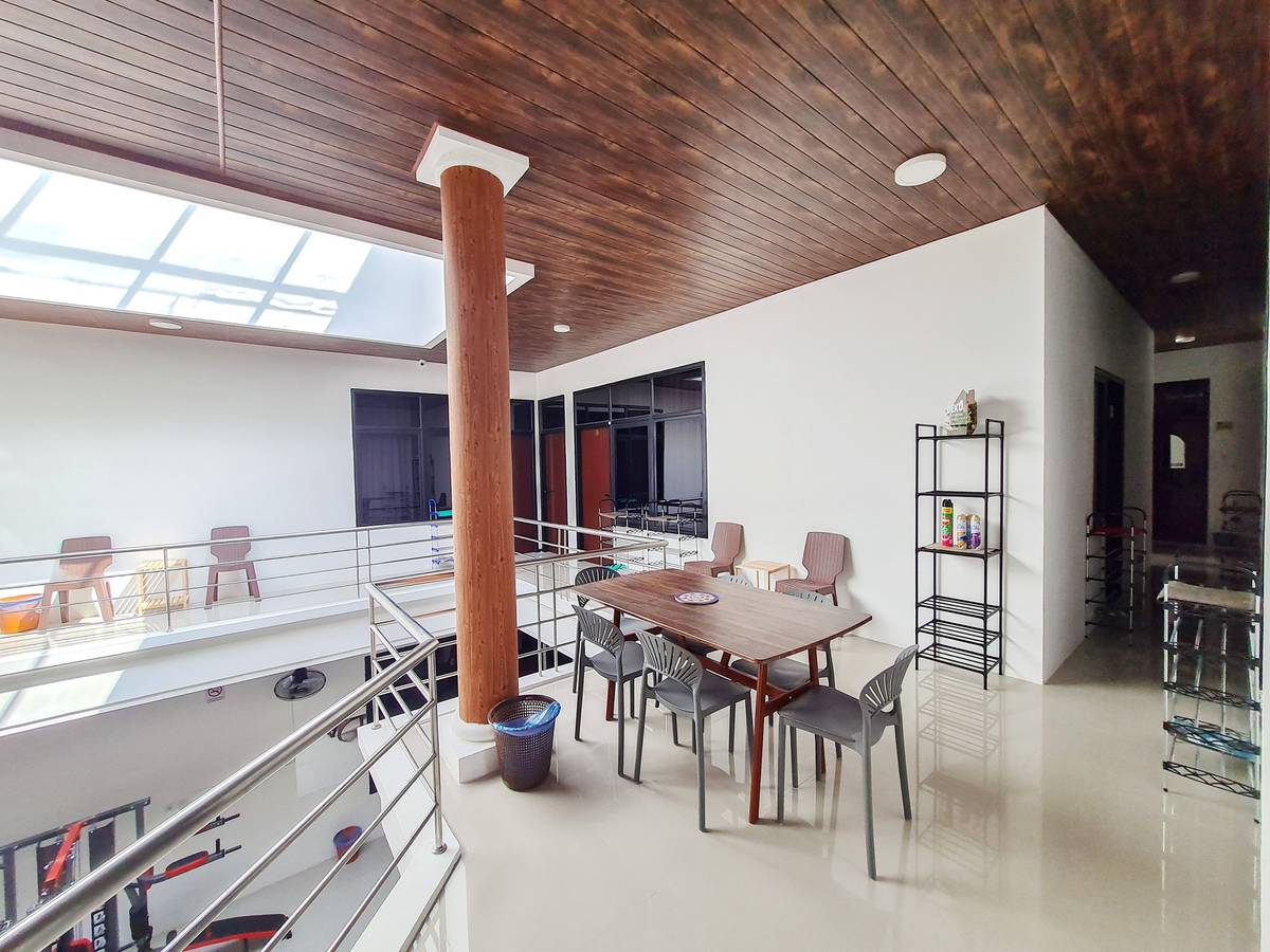 Foto Rukita Unit Ceko Petra House Siwalankerto Surabaya