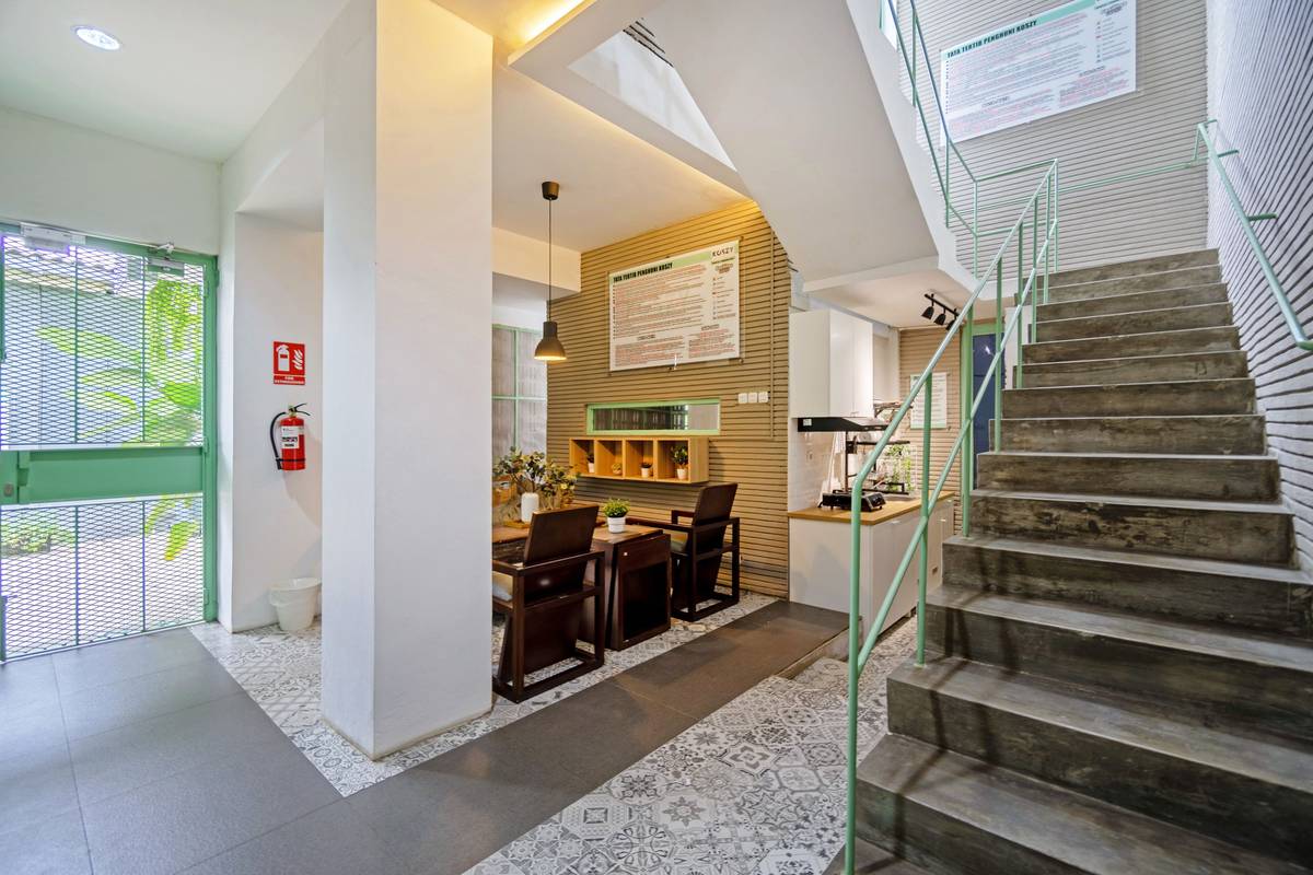 https://images.rukita.co/buildings/building/835abee5-b34.jpg