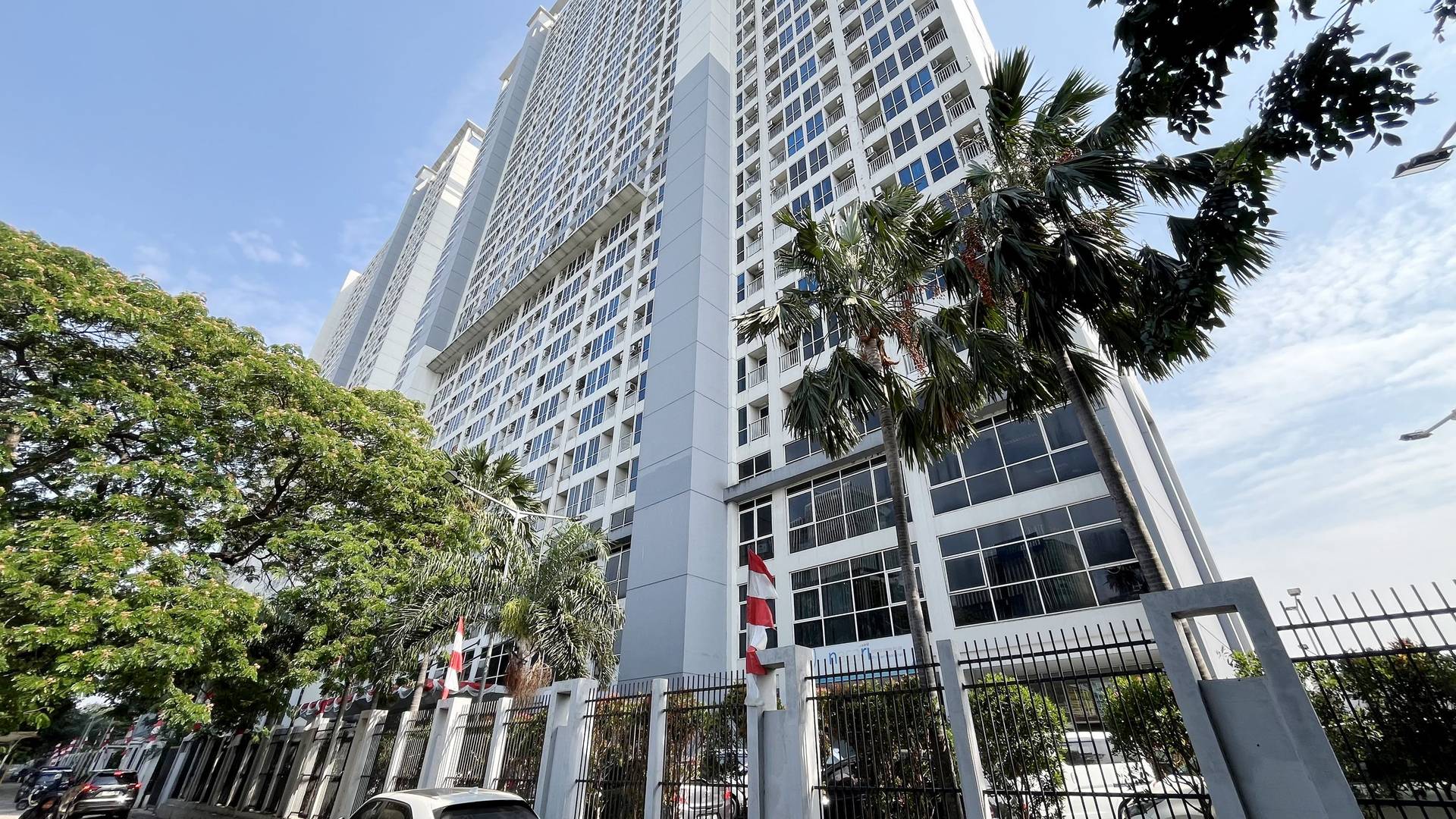 https://images.rukita.co/buildings/building/853042c9-e5d.jpg