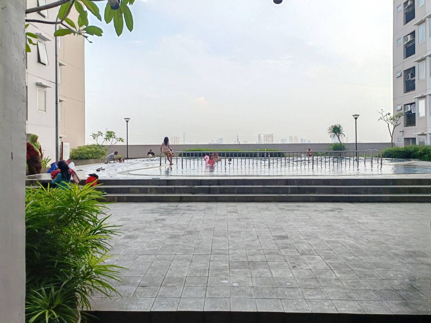 https://images.rukita.co/buildings/building/85a26618-f4a.jpg