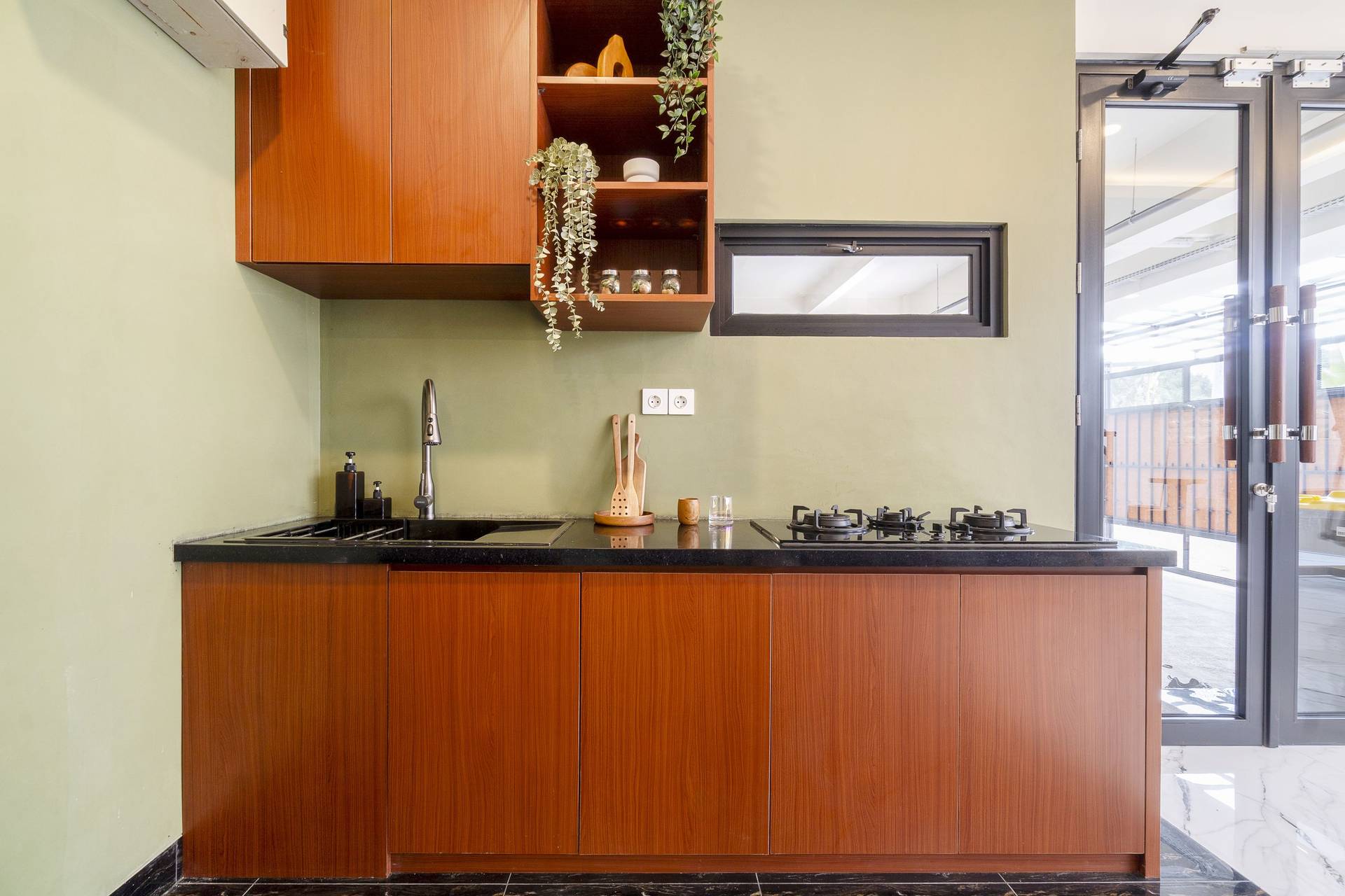 https://images.rukita.co/buildings/building/862a3ce6-2cf1-44df-90ac-0d1136c98c79.jpg