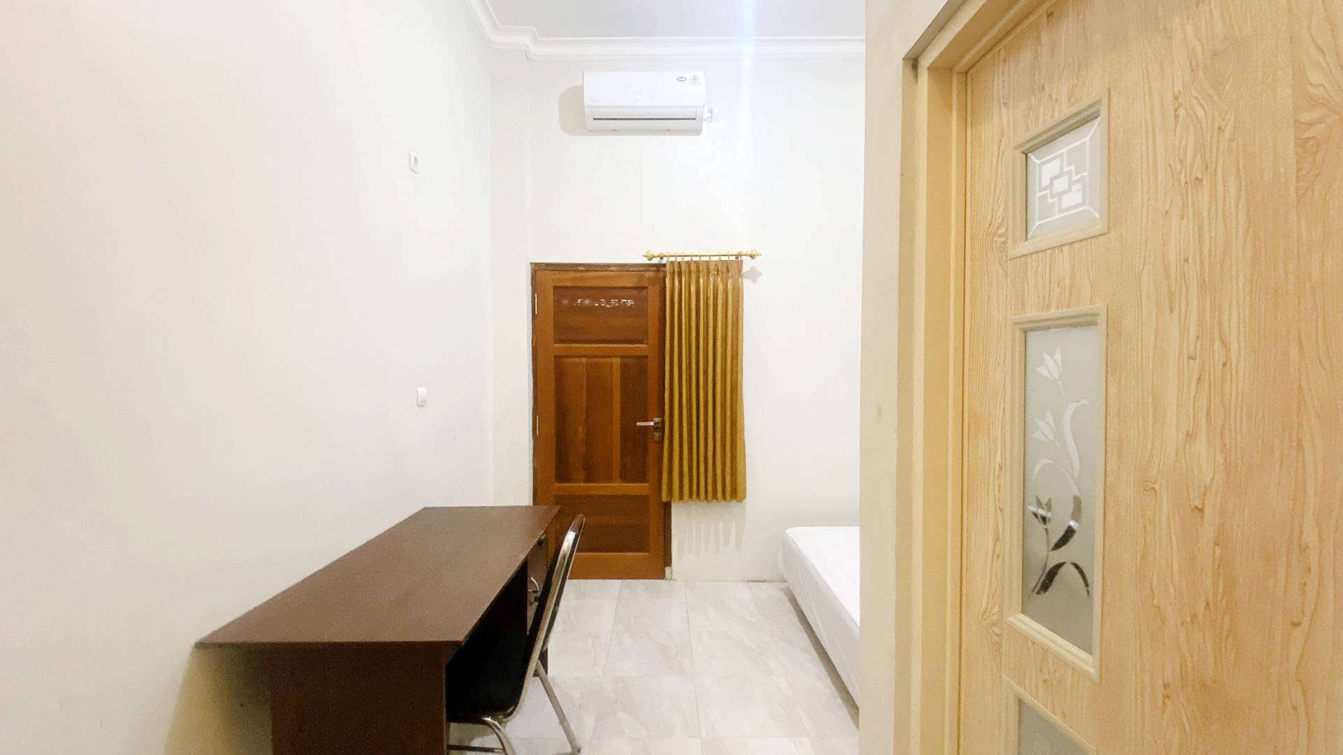 https://images.rukita.co/buildings/building/86cf98d0-ee12-42e7-bb47-e2dbd7b65dcd.jpg