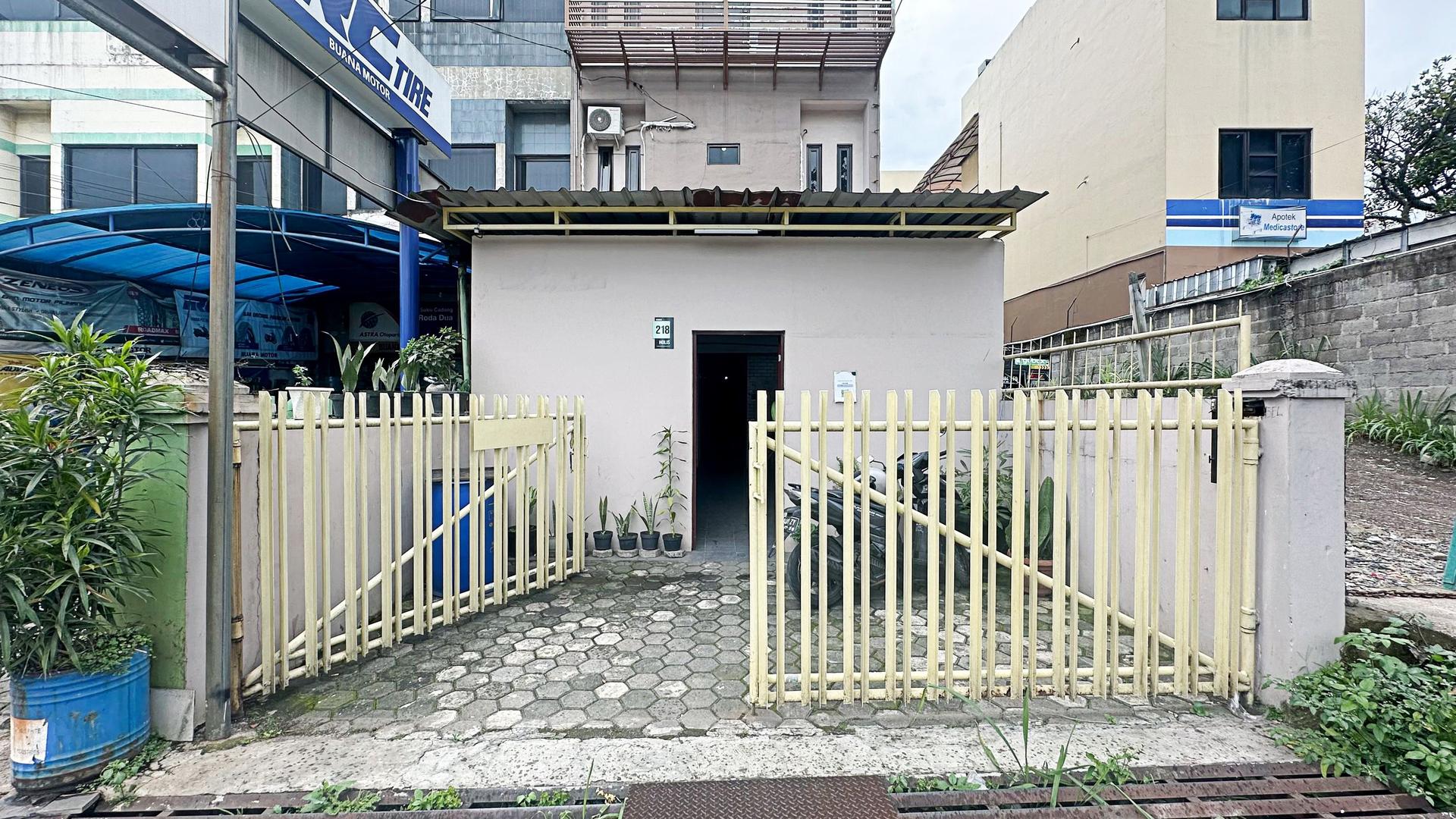 https://images.rukita.co/buildings/building/870b48cf-5b4.jpg