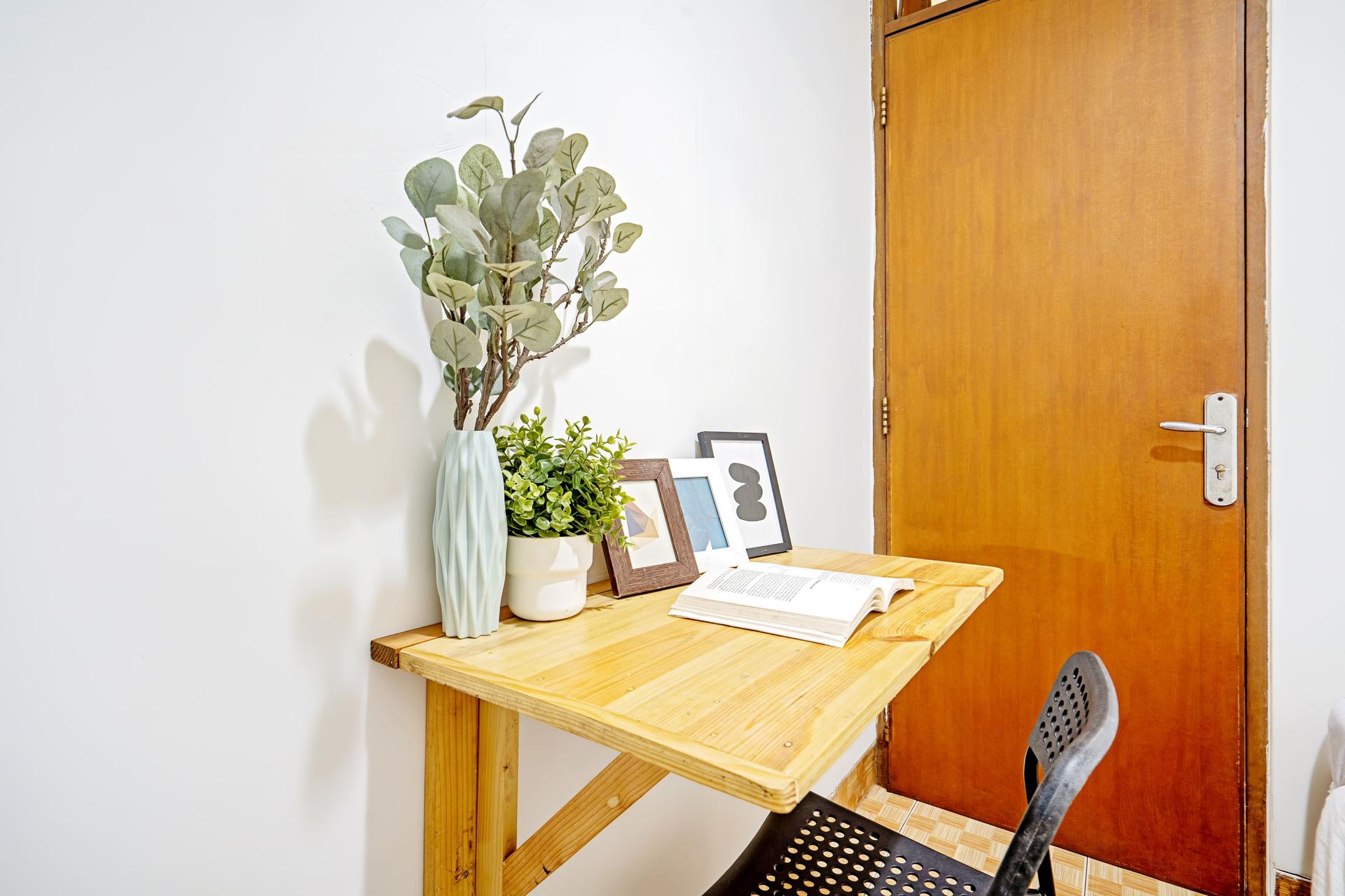 https://images.rukita.co/buildings/building/87bcff03-22a.jpg