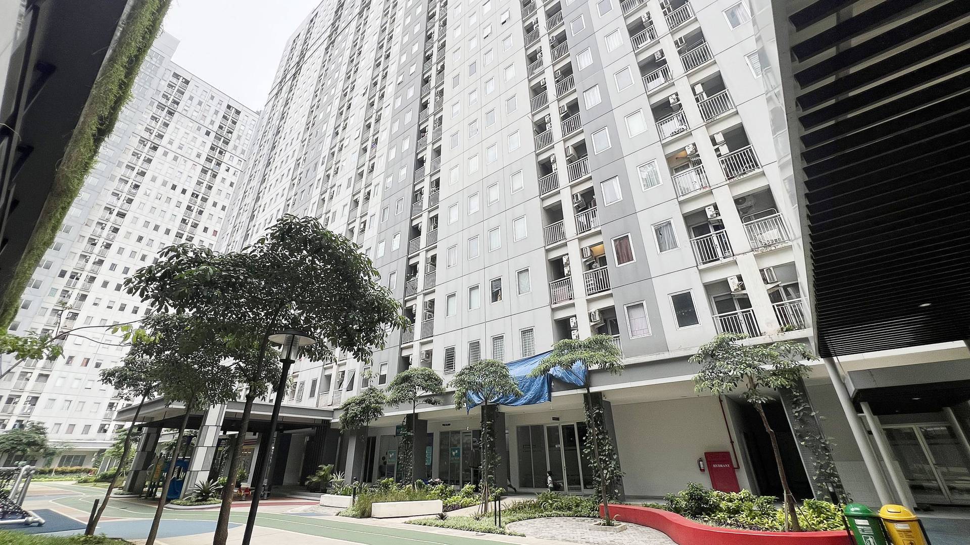 https://images.rukita.co/buildings/building/890be832-86ed-4334-a484-4145ac825e02.jpg