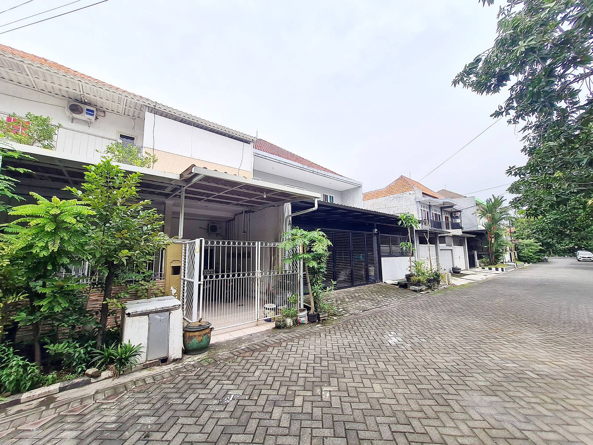 https://images.rukita.co/buildings/building/89ffef98-5c45-4fc1-b5fa-6b198420bf46.jpg
