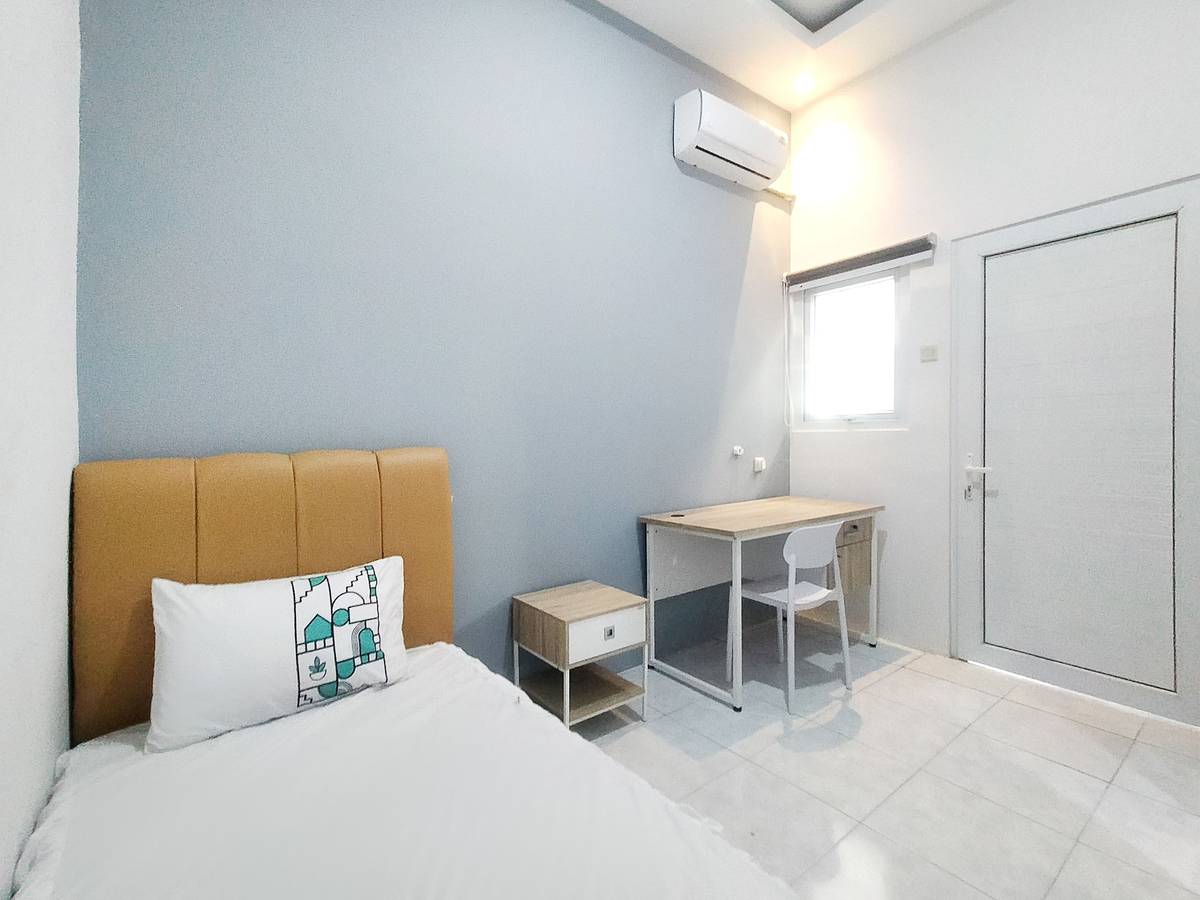 https://images.rukita.co/buildings/building/8aa1a204-4dc9-4785-8468-0c9d95e89fb7.jpg