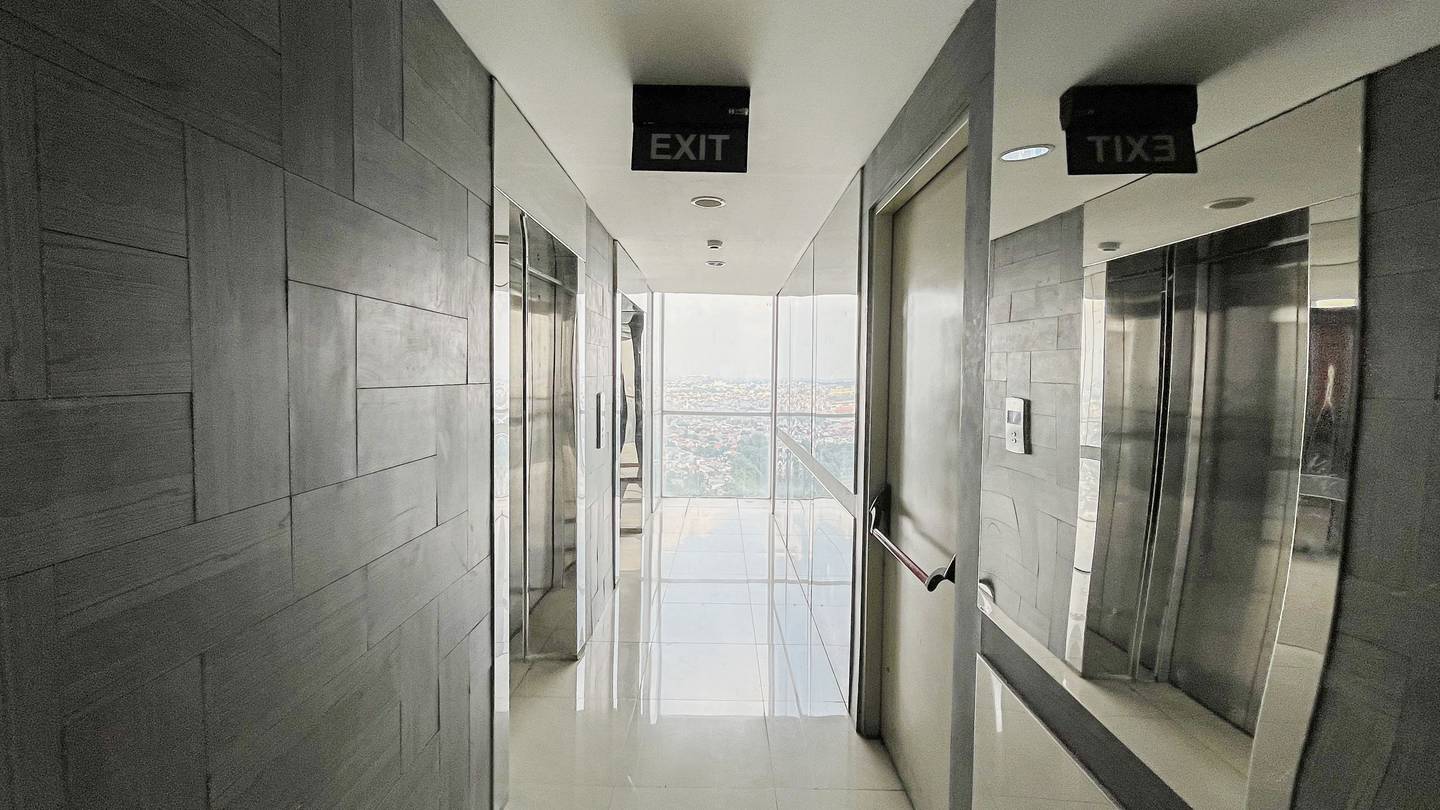 https://images.rukita.co/buildings/building/8bc0f5b5-521.jpg
