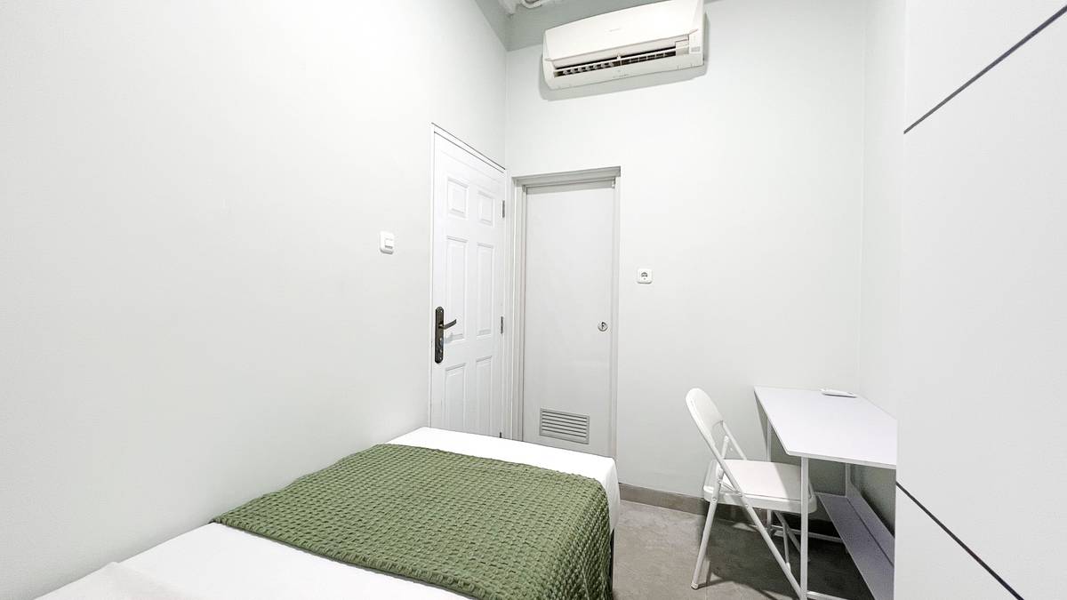 https://images.rukita.co/buildings/building/8bdac90c-01dc-4d00-9822-96fa38744dae.jpg