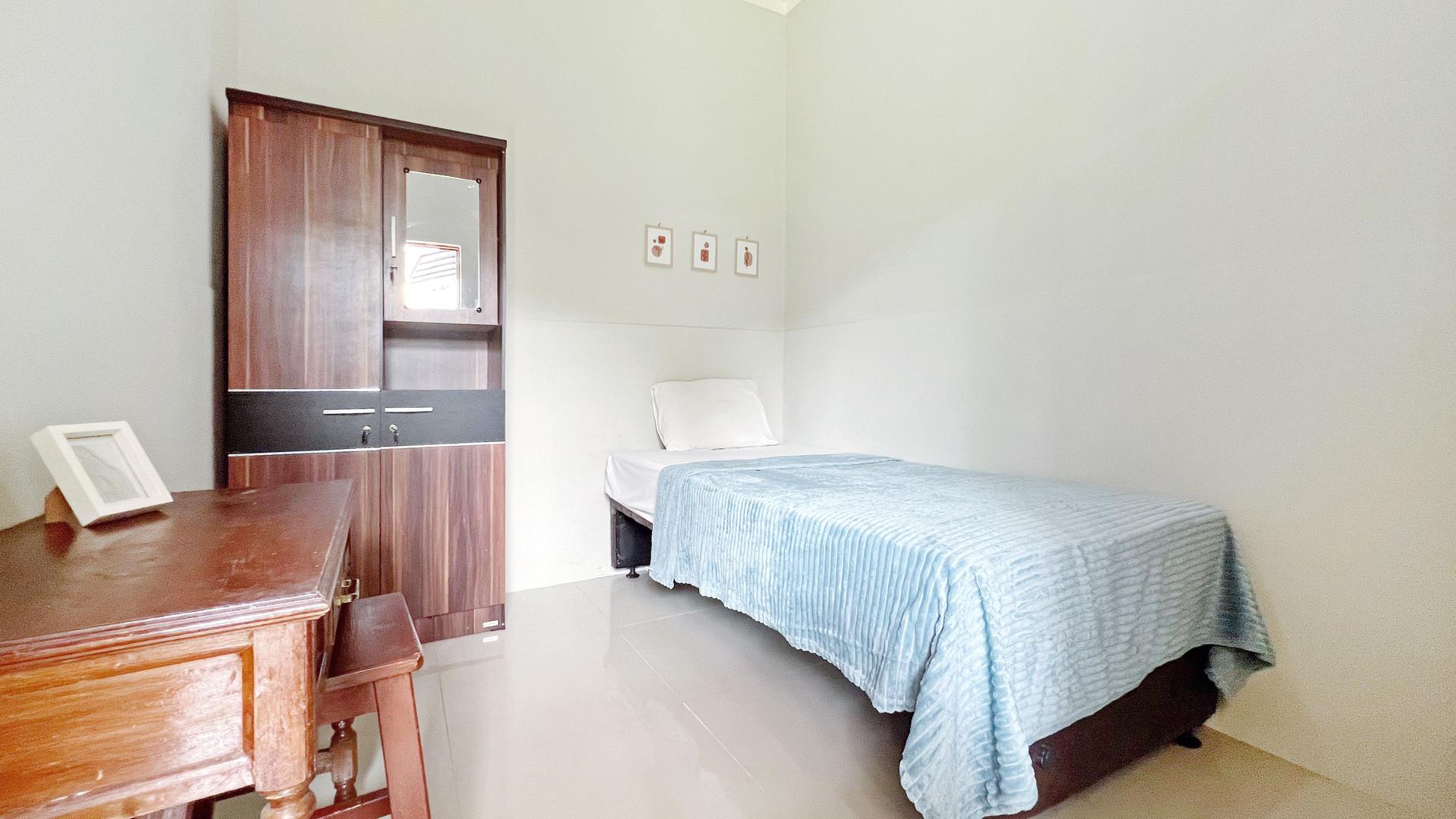 https://images.rukita.co/buildings/building/8c1e80fc-5ff.jpg