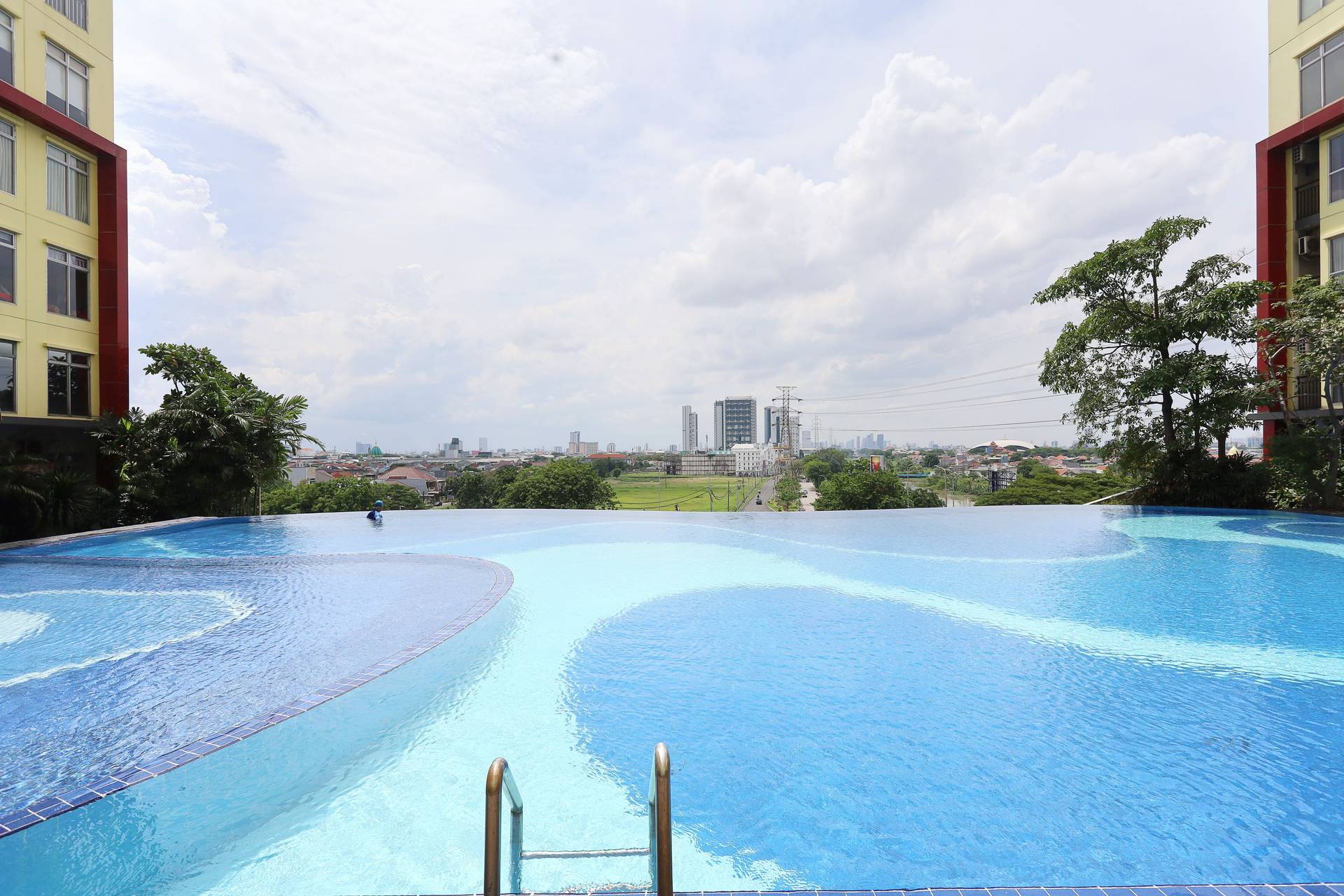 https://images.rukita.co/buildings/building/8e0cc5ae-f4a5-4c6c-b9c0-1b6a69367084.jpg