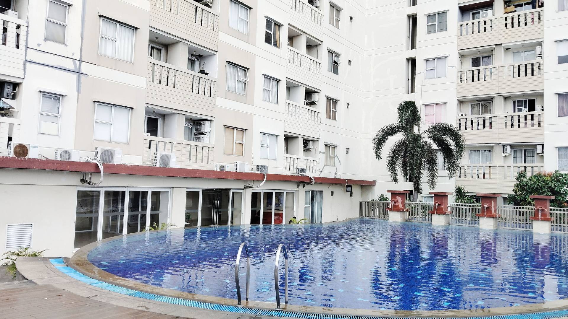 https://images.rukita.co/buildings/building/8e314293-601.jpg