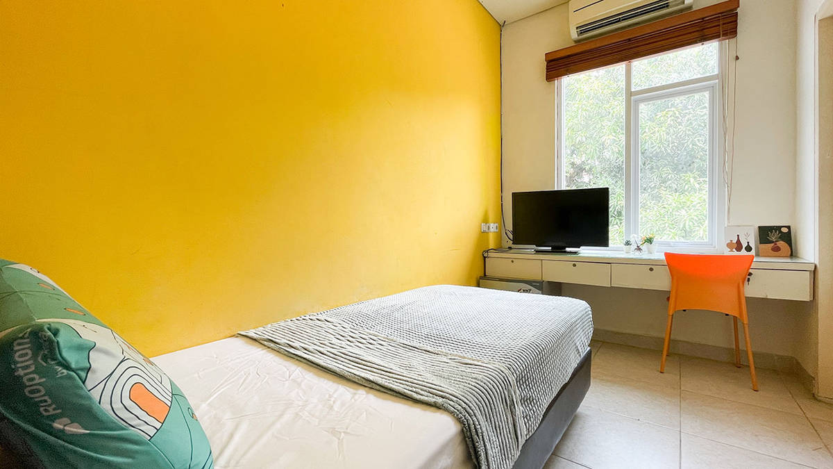 https://images.rukita.co/buildings/building/8f087305-bc6.jpg