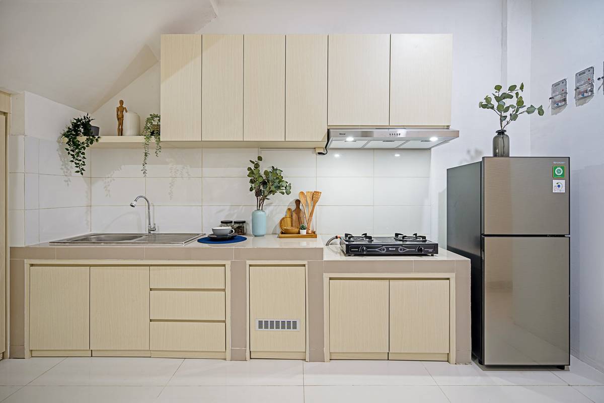 https://images.rukita.co/buildings/building/9044b3aa-e45.jpg