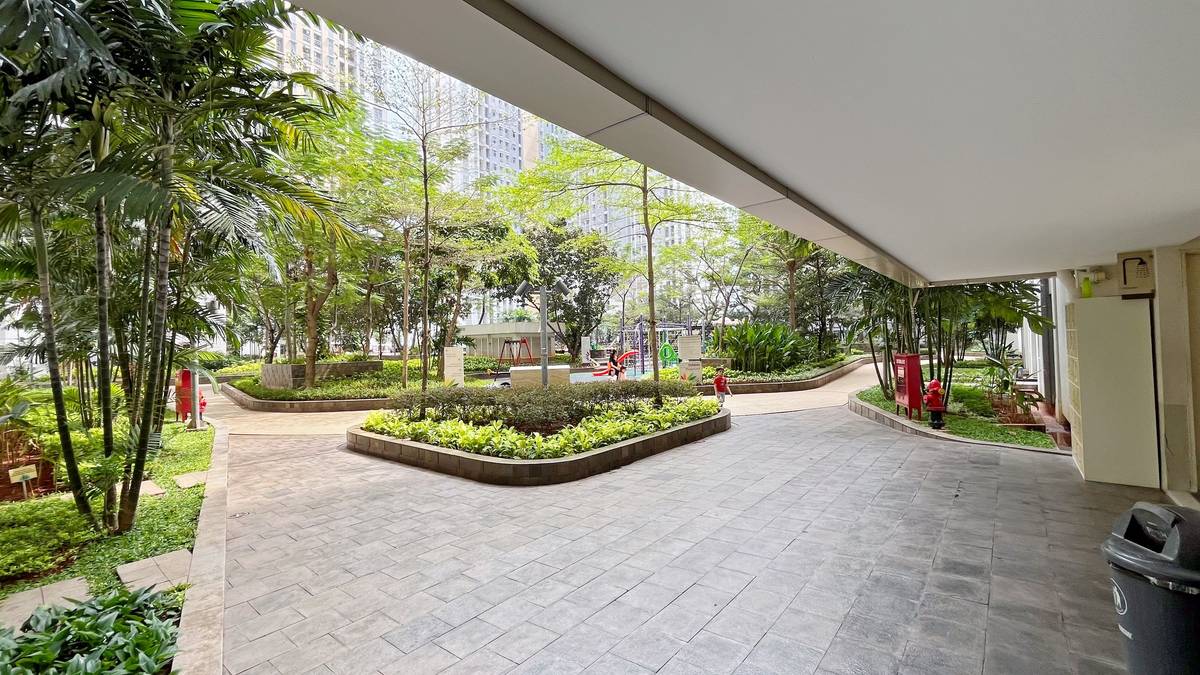 https://images.rukita.co/buildings/building/9219c6ad-531.jpg
