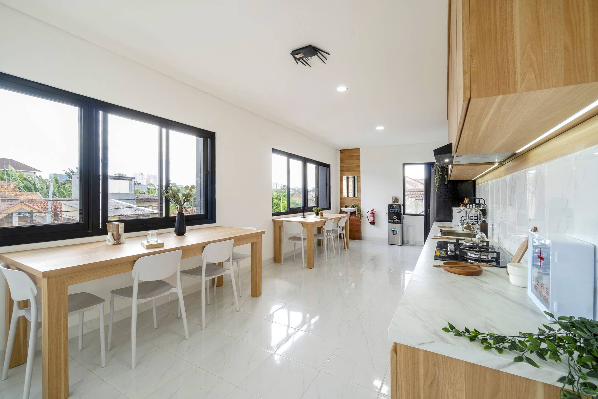 https://images.rukita.co/buildings/building/924872a8-e730-4751-ace6-acd5df2b4874.jpg