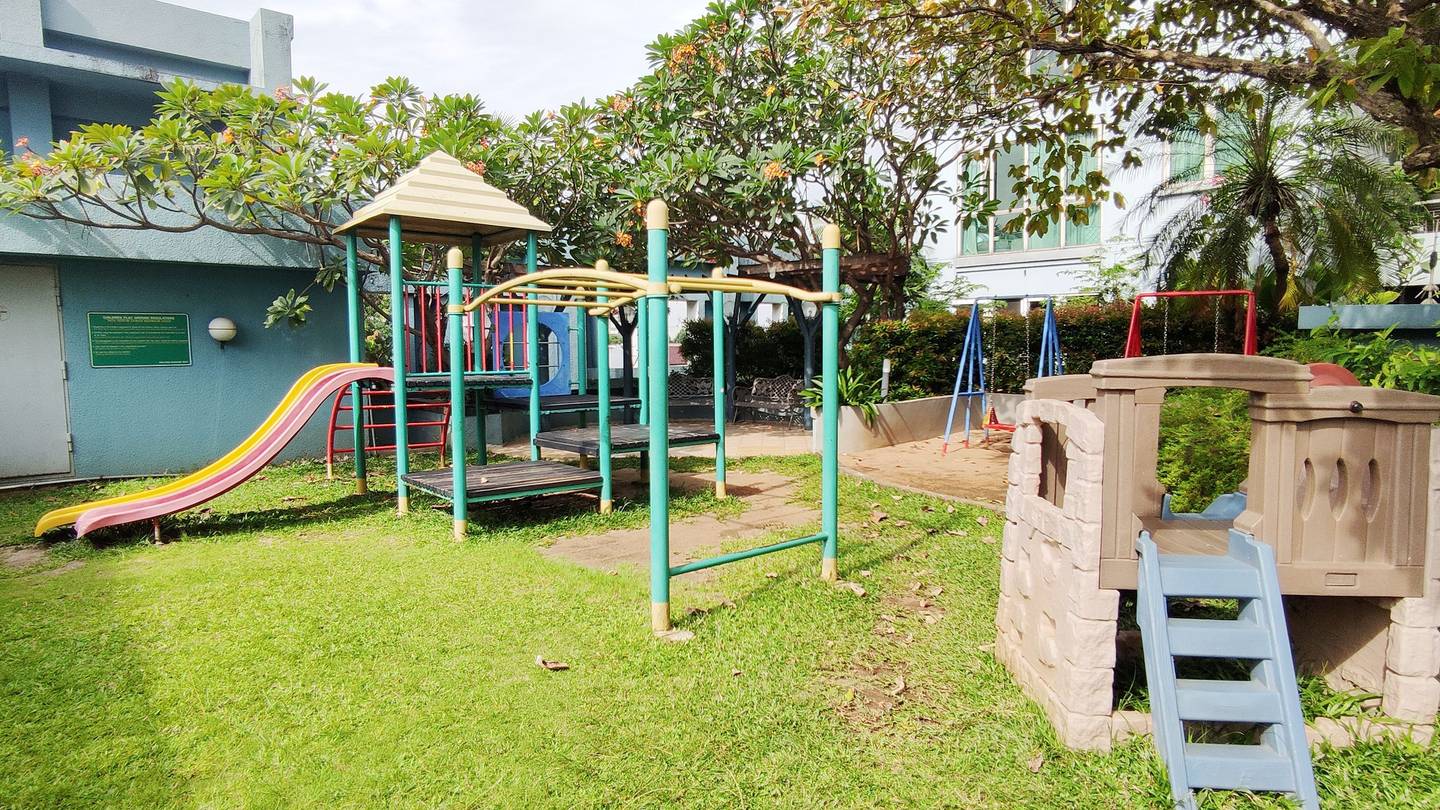 https://images.rukita.co/buildings/building/933a13cd-fa0.jpg