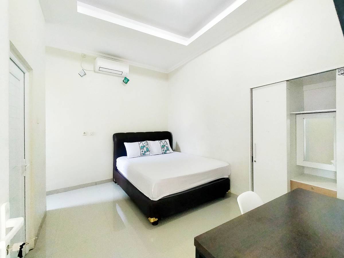 https://images.rukita.co/buildings/building/935e8bd5-2f85-4e92-a980-9942870bc6b7.jpg
