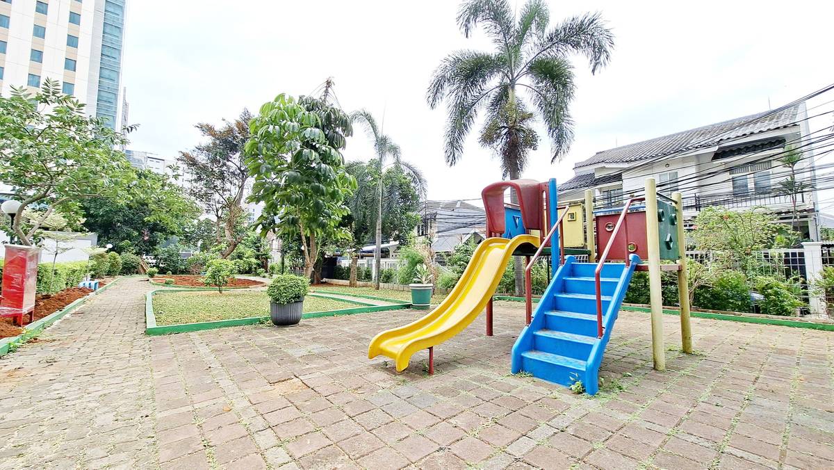 https://images.rukita.co/buildings/building/93a26b26-acd6-40fb-8dde-15750b158033.jpg