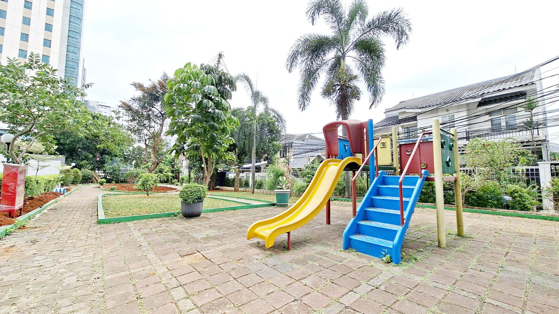 https://images.rukita.co/buildings/building/93a26b26-acd6-40fb-8dde-15750b158033.jpg