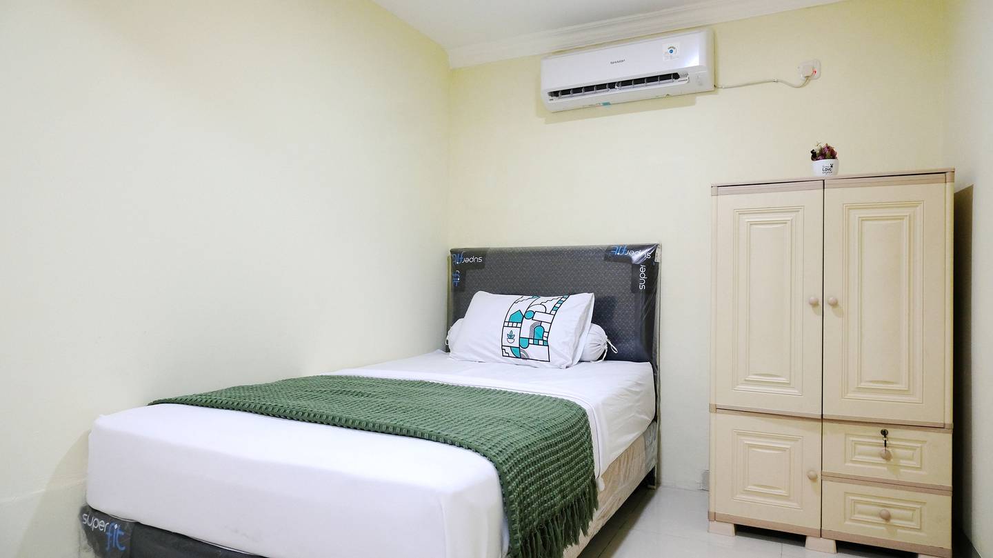 https://images.rukita.co/buildings/building/9432cab9-b92.jpg