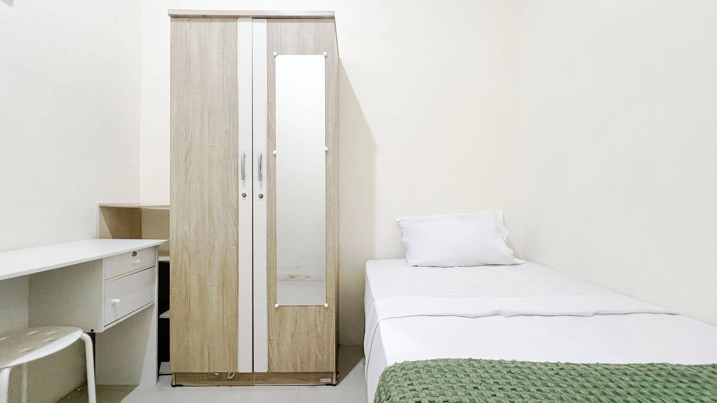 https://images.rukita.co/buildings/building/95bfac69-b53.jpg