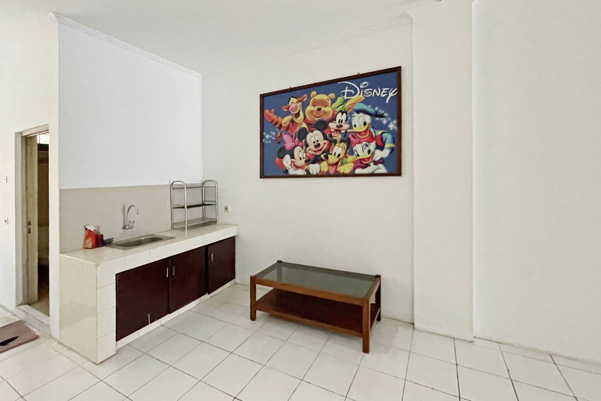 https://images.rukita.co/buildings/building/962dcc17-383.jpg