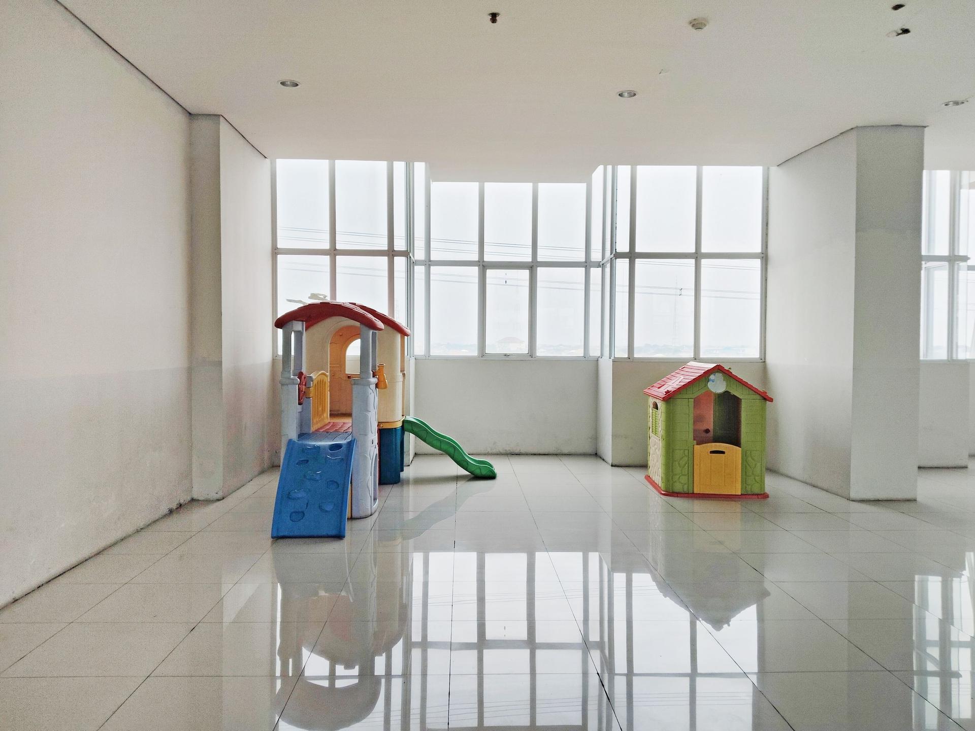 https://images.rukita.co/buildings/building/96a99f54-d92.jpg