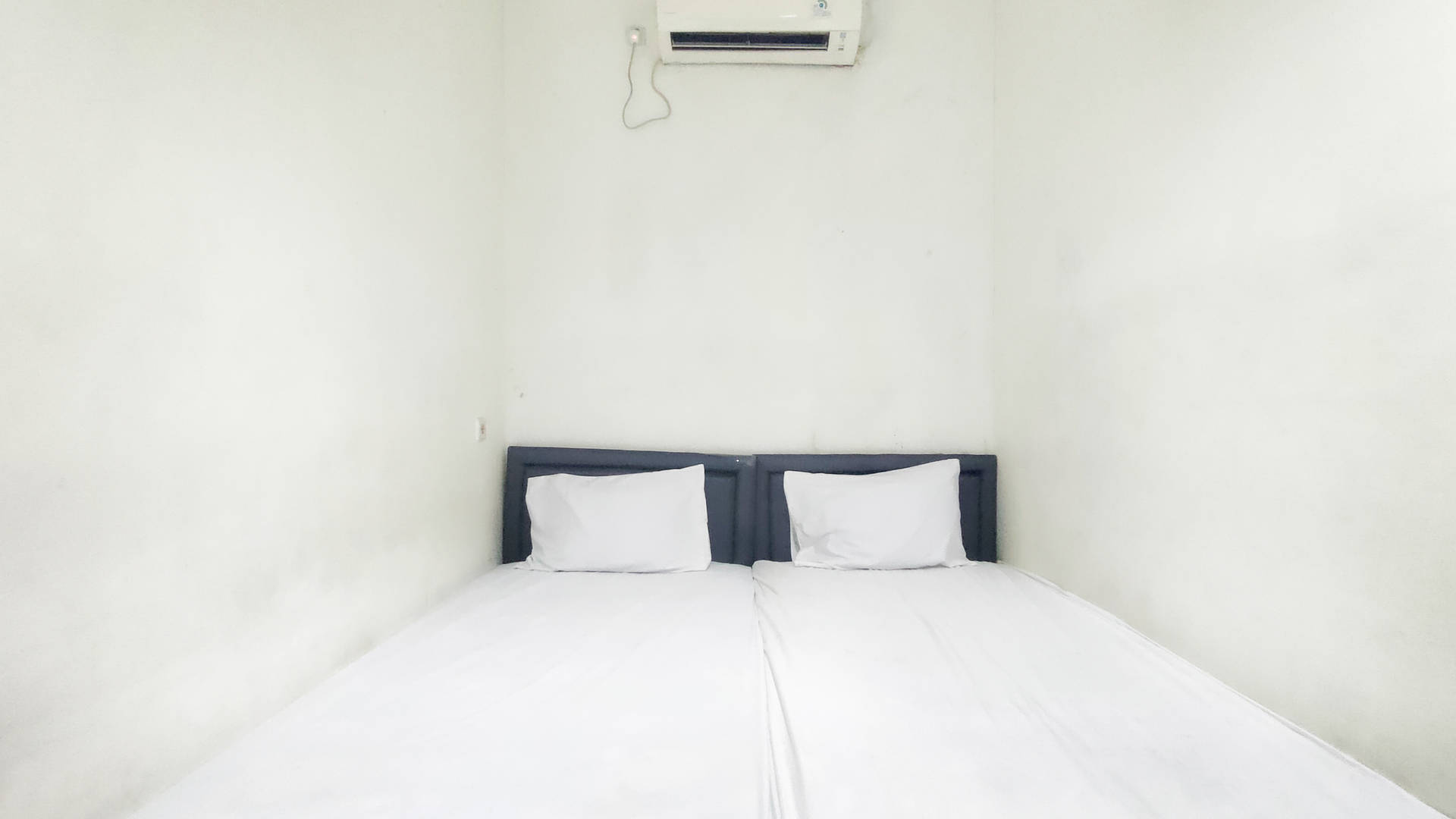 https://images.rukita.co/buildings/building/96c6e221-2f1.jpg