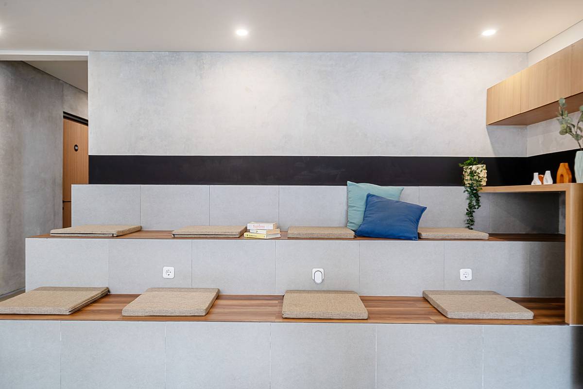 https://images.rukita.co/buildings/building/98408d64-f3e.jpg