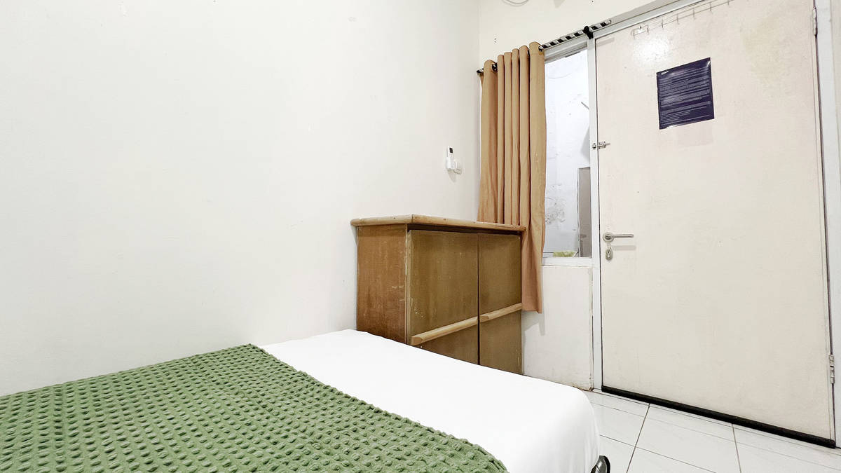 https://images.rukita.co/buildings/building/984d8078-656.jpg