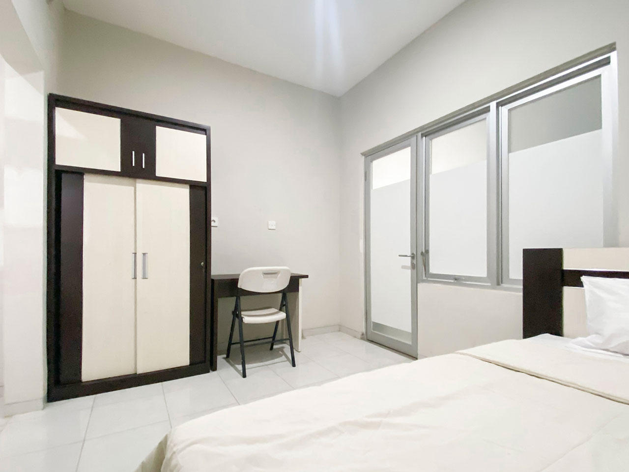 https://images.rukita.co/buildings/building/9910036f-246.jpg