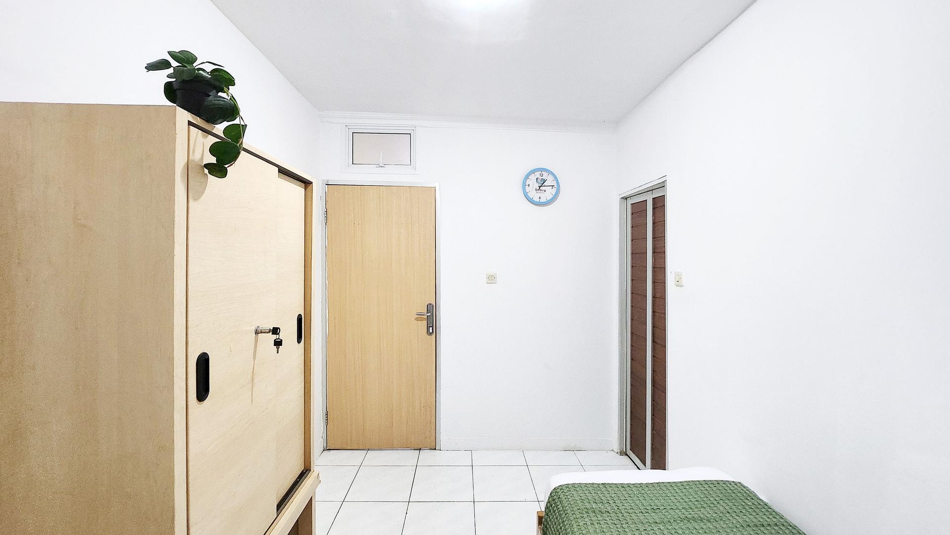 https://images.rukita.co/buildings/building/9a23580a-1833-44a5-bf43-525e4c3dd9d4.jpg