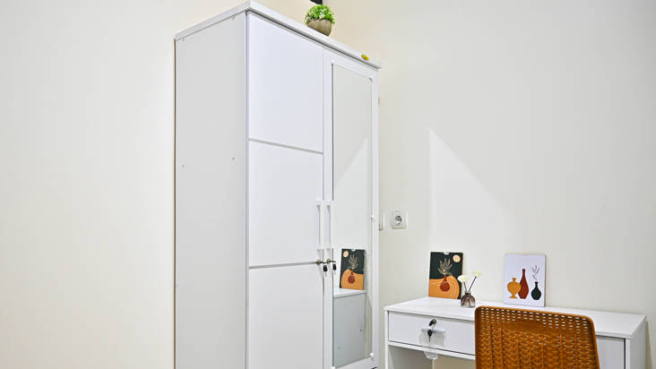 https://images.rukita.co/buildings/building/9abfeea7-cde.jpg